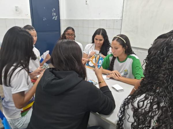 Proibição de celulares nas escolas do Piauí completa um ano; medida melhorou convivência no ambiente(Imagem:Verbena Roque)