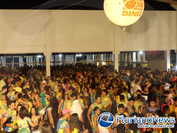 Bloco Furacão agita abertura do Carnaval de Floriano. (Imagem:FlorianoNews)
