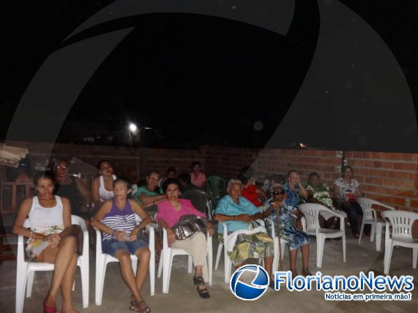 Associa&ccedil;&atilde;o dos Portadores de C&acirc;ncer realizou festa em homenagem ao Dia das M&atilde;es.(Imagem:FlorianoNews)
