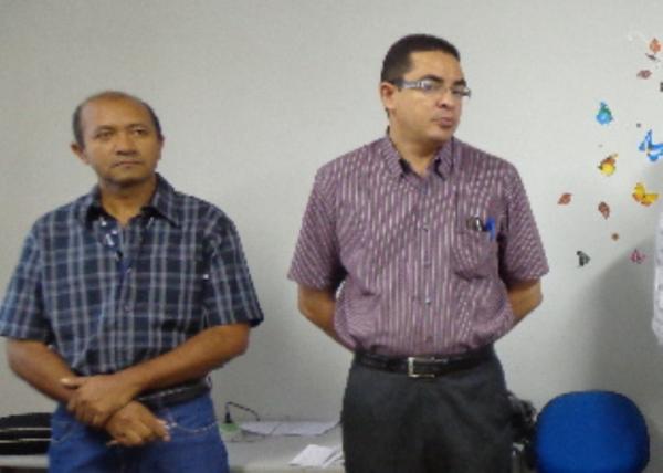 Augusto Sales, novo diretor da Agespisa na cidade de Floriano e Jo&atilde;o Alves, assessor administrativo da presid&ecirc;ncia da Agespisa.(Imagem:FlorianoNews)