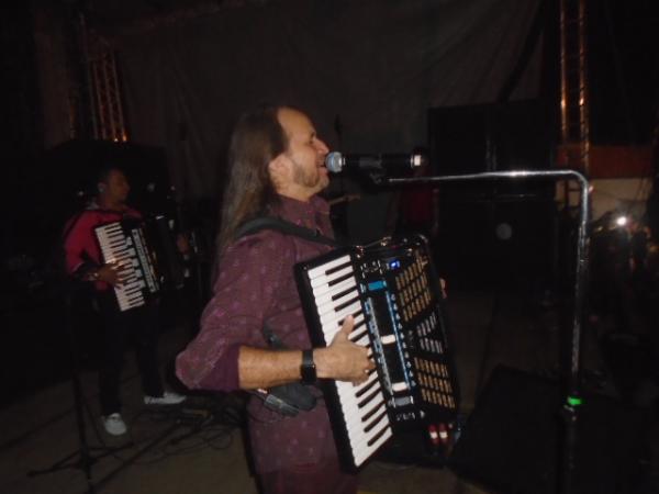 Fotos n&atilde;o autorizadas do show(Imagem:FlorianoNews)
