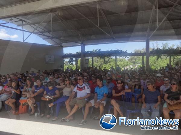 Amauri Juc&aacute; se apresentou na segunda edi&ccedil;&atilde;o do Projeto SESC Riso em Floriano.(Imagem:FlorianoNews)