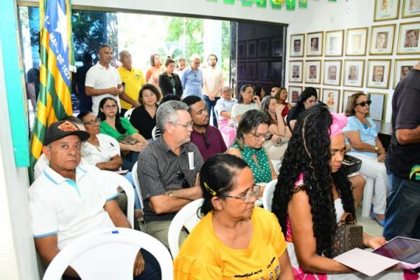 refeitura de Floriano assina ordens de serviço para obras de infraestrutura, lazer e educação no município(Imagem:Secom)