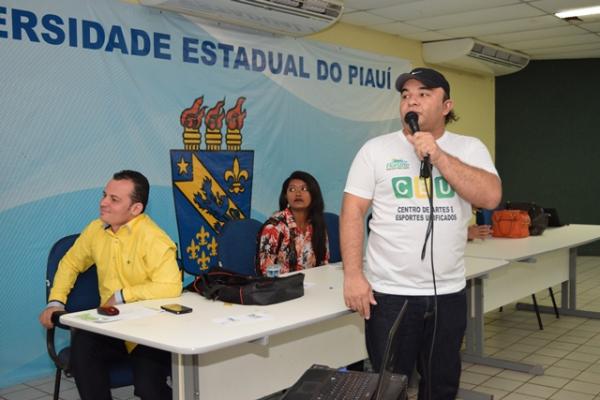 Realizado o 4º encontro de mobilização da Praça CEUs de Floriano.(Imagem:Waldemir Miranda)