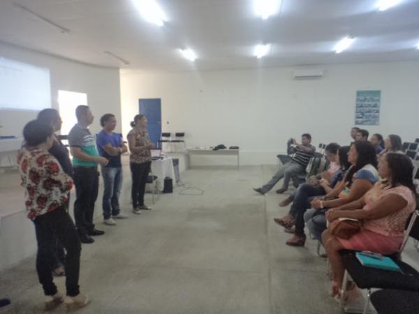 Encontro Pedagógico do CEEP capacita professores para início do ano letivo
