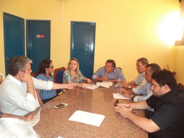 Reunião discute implementação da Lei Geral de Micro e Pequenas Empresa em Floriano