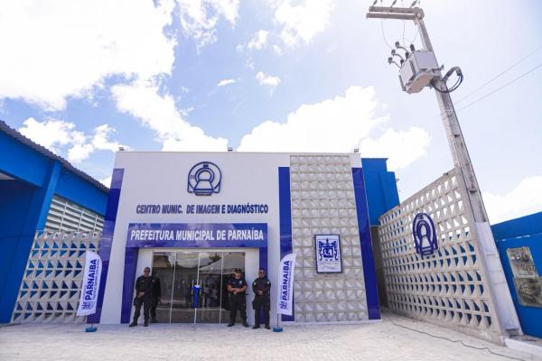 Ciro inaugura centro de saúde e anuncia novos benefícios para a população de Parnaíba(Imagem:Ascom)