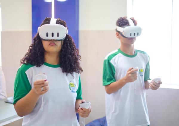 Entre as finalidades da nova política estão o incentivo à popularização das ciências, o estímulo à criatividade e à experimentação, o fortalecimento da iniciação científica nas esc(Imagem:Ascom Seduc)