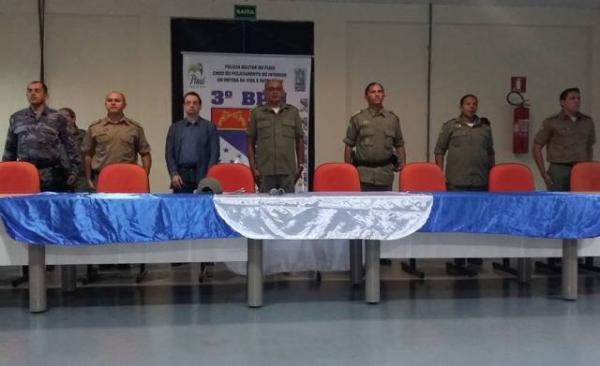 Militares participam de Aula Inaugural do CFS 2015 em Floriano.(Imagem:3&ordm; BPM)