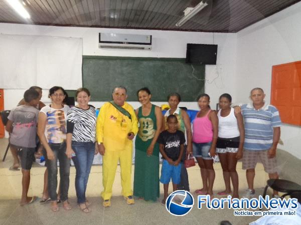Reuni&atilde;o discutiu preparativos para o Show do Carrapeta 2014.(Imagem:FlorianoNews)