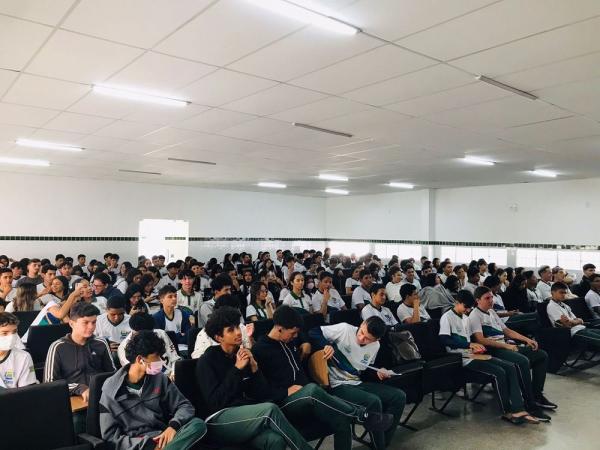 Detran promove palestras sobre educação no trânsito para quase mil alunos em quatro cidades.(Imagem:Divulgação)