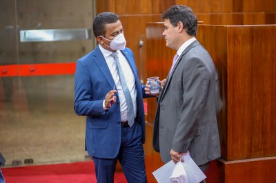 Projeto prorroga até o fim do ano a transição para nova maternidade