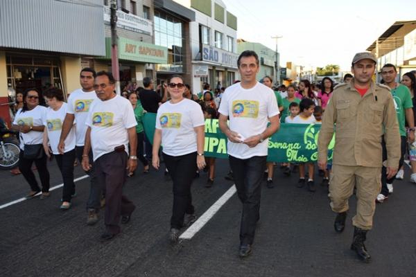 Prefeitura de Floriano e Secretaria de Meio Ambiente realizam caminhada