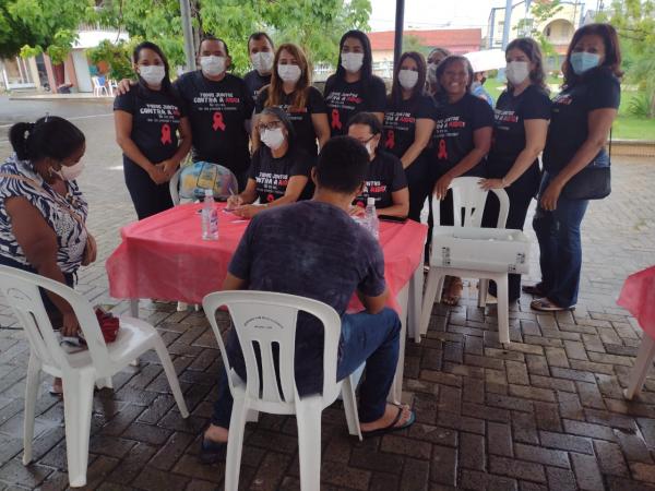 CTA de Floriano realiza a&ccedil;&atilde;o no Dia Mundial de Combate &agrave; AIDS(Imagem:FlorianoNews)