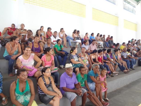 Realizado o sorteio das casas no Conjunto José Pereira da Silva