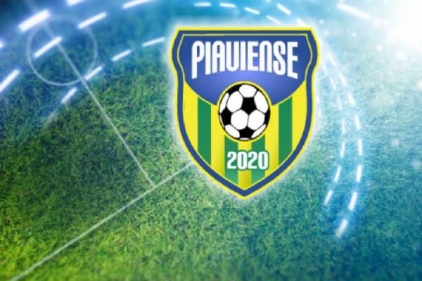 Na fase final o meia Daniel consolidou a vitória marcando o terceiro gol aos 20 minutos. Placar do jogo com vitória tranquila da equipe de Piripiri por 3 x 0. No momento o técnico(Imagem:Reprodução)