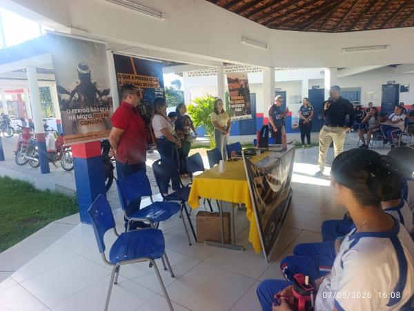 Palestra no Colégio Militar Tiradentes reforça conscientização no trânsito durante o Maio Amarelo(Imagem:FlorianoNews)