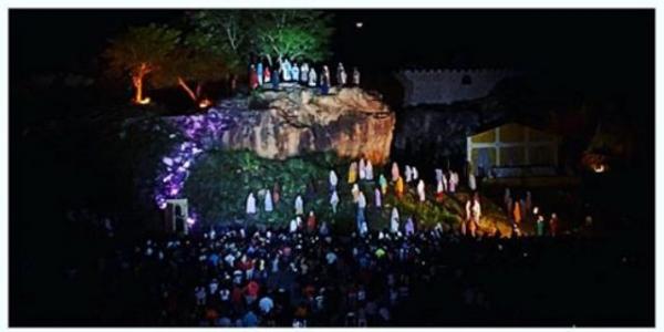 Segundo dia do espetáculo da Paixão de Cristo emociona público em Floriano. (Imagem:Reprodução)
