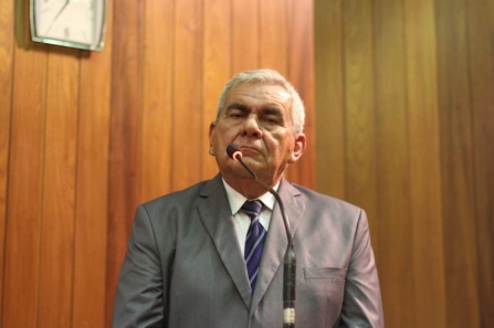 Zé Hamilton considera reforma política única saída para o Brasil