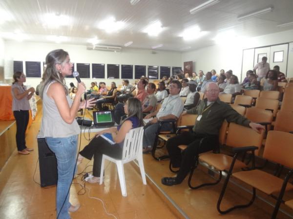 Realizada I Confer&ecirc;ncia Regional dos Diretos da Pessoa com Defici&ecirc;ncia em Floriano.(Imagem:FlorianoNews)