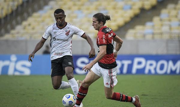 Flamengo e Athletico-PR se encaram antes de decisão no mata-mata