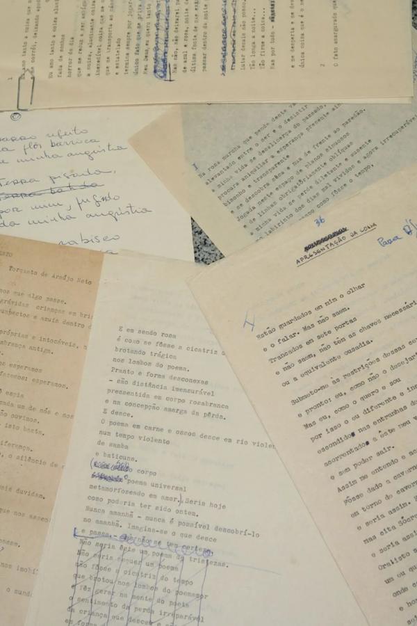 Alguns originais de poesias e can&ccedil;&otilde;es do Poeta Torquato Neto.(Imagem:UPJ Produ&ccedil;&otilde;es)