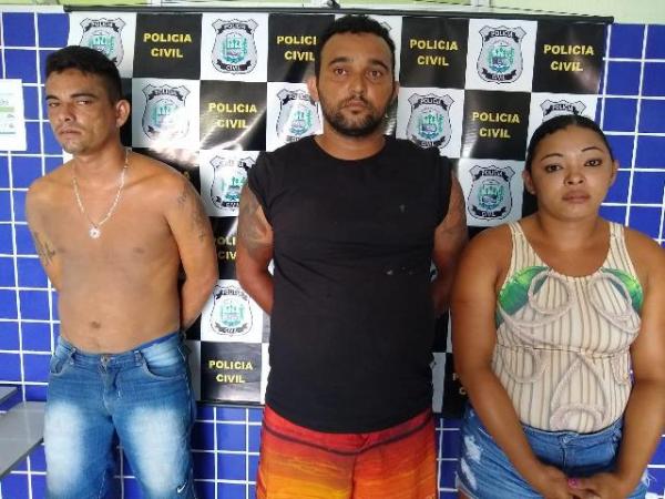 Irmãos e esposa são presos suspeitos de tráfico em Parnaíba.(Imagem:Polícia Civil)