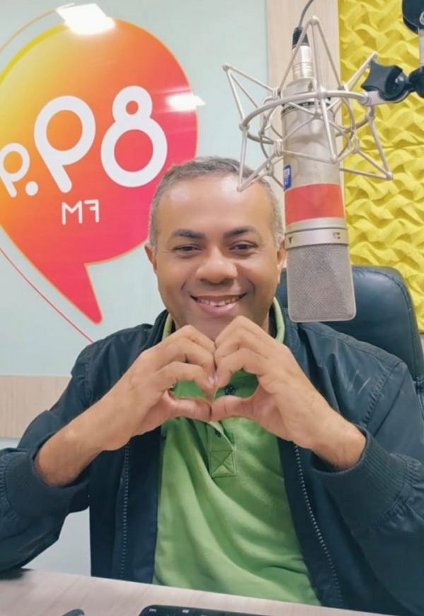 Locutor florianense, Evaldo Costa, é eleito pela quarta vez consecutiva, melhor radialista do Ceará