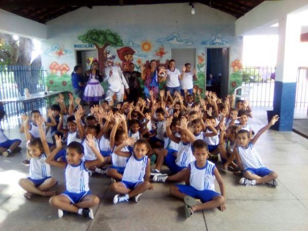 Associação de Apoio a Cultura apresenta contação de história em escola de Floriano.(Imagem:Giramundo)