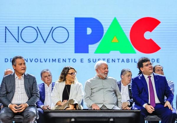  No Piau&iacute;, Lula elogia Wellington Dias e pede aos militantes: 
