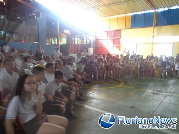 Escola Pequeno Príncipe realiza Festival de Paródias.(Imagem:FlorianoNews)