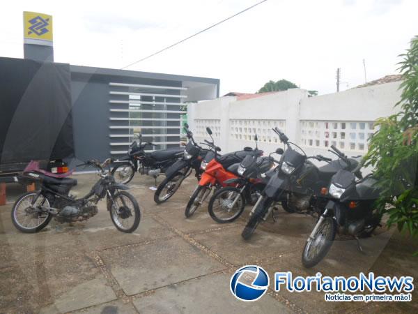 Motos apreendidas (Imagem:FlorianoNews)