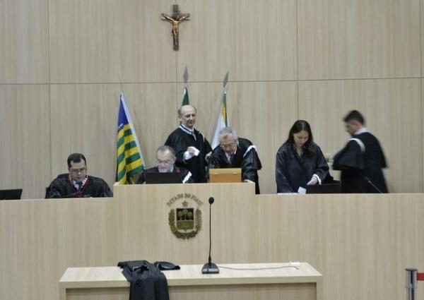 TCE investigará gastos de carnaval em municípios com dificuldades financeiras