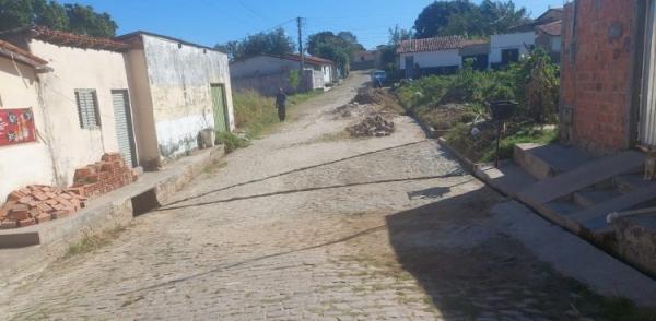  Prefeitura de Floriano realiza tapa-buracos em 12 bairros durante o m&ecirc;s de agosto.(Imagem:Divulga&ccedil;&atilde;o)