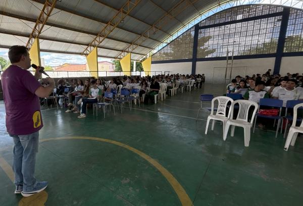 Pré-Enem Seduc mais Pré-Saeb 2025 reúne mais de 460 estudantes para revisão em Castelo do Piauí(Imagem:Divulgação)