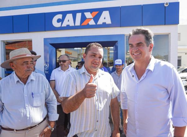 Prefeito agradece a Ciro Nogueira por agência da Caixa, que atende toda uma região(Imagem:Ascom)