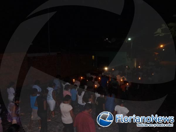 Prociss&atilde;o encerrou os festejos de Nossa Senhora de F&aacute;tima em Floriano.(Imagem:FlorianoNews)