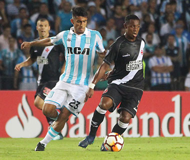 Racing goleia o Vasco na Argentina pela Libertadores