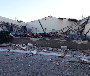 Desabamento: vídeo mostra destroços e relato de moradora