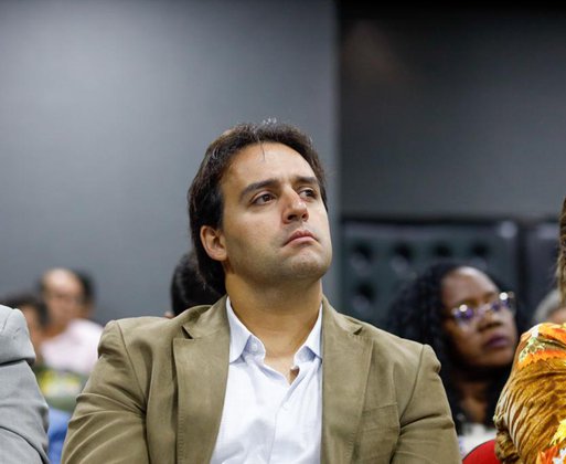 "80% dos municípios piauienses terão pavimentação asfáltica", diz Flávio Júnior