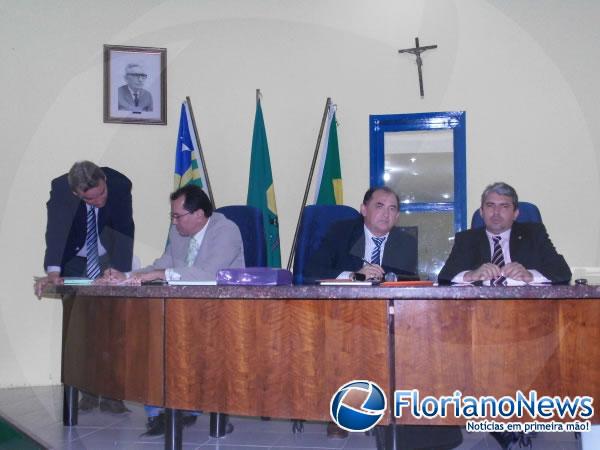 C&acirc;mara de Vereadores de Floriano discute seguran&ccedil;a p&uacute;blica em Sess&atilde;o Ordin&aacute;ria.(Imagem:FlorianoNews)