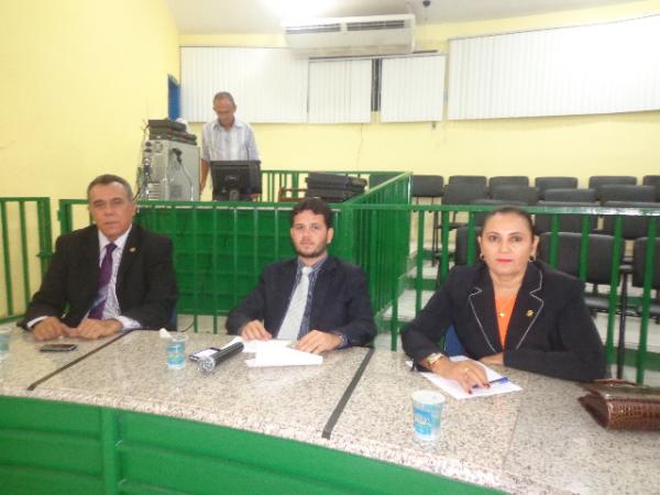 Vereadores: Everaldo Elvas (PSB), Alan Pedrosa (PSDB) e Daguia (PTB).(Imagem:FlorianoNews)
