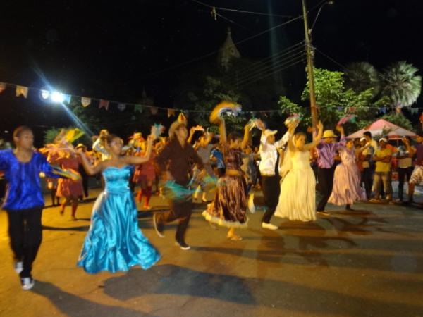 SESC Floriano realizou S&atilde;o Jo&atilde;o na Pra&ccedil;a.(Imagem:FlorianoNews)