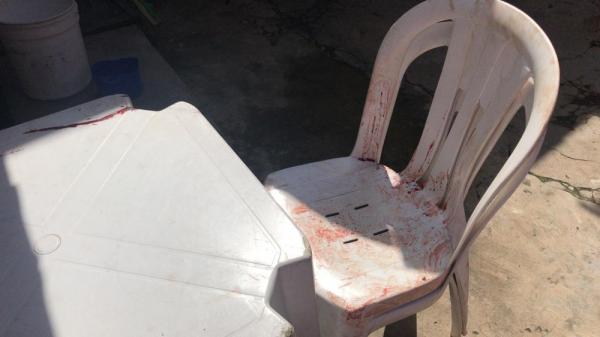 Comerciante foi atacado pelas costas com golpe de machado que o atingiu na cabe&ccedil;a, na Zona Sudeste de Teresina.(Imagem: Divulga&ccedil;&atilde;o/ Pol&iacute;cia Civil)