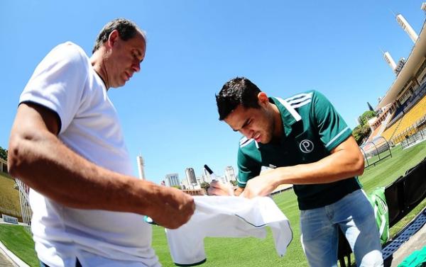 Evair pede renovação de Kardec e defende contratação de medalhão