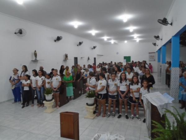 Prociss&atilde;o e missa abrem festejos de Nossa Senhora da Concei&ccedil;&atilde;o no bairro Irapu&aacute; I.(Imagem:FlorianoNews)