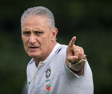 Amistoso: Tite faz escalação sem Neymar e com Thiago Silva