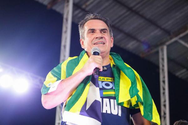 "É bilhão, é 5 bilhão", jingle de Ciro faz sucesso e, em discurso, senador explica investimentos