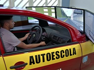 Autoescolas do Piauí obtêm liminar que suspende uso de simuladores