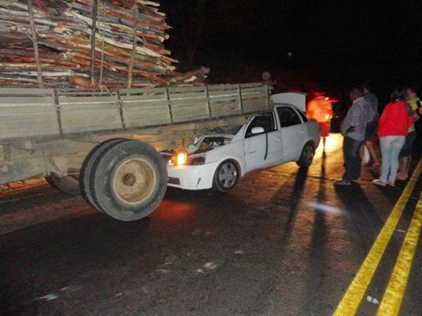 Integrantes da banda 'Meu Xod&oacute; de Pernambuco' sofrem acidente no PI.(Imagem:180graus)